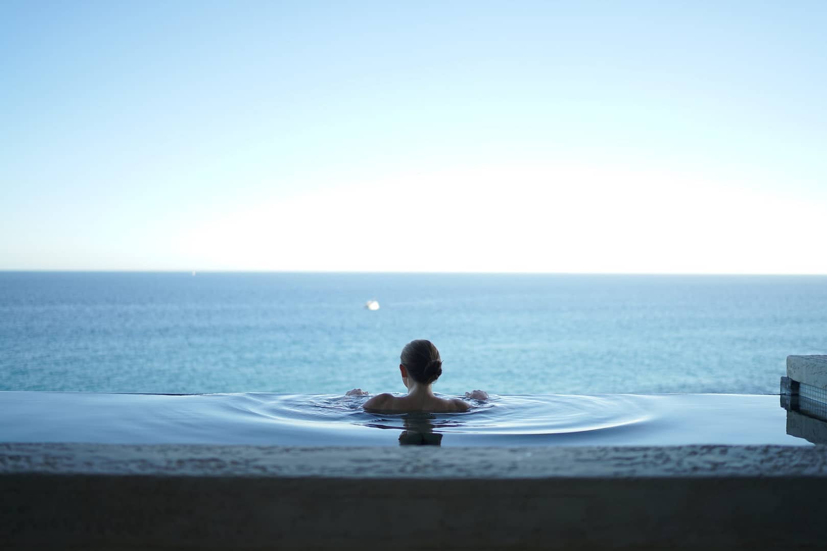 femme-piscine