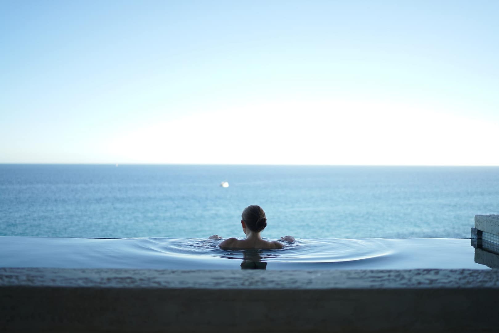 femme-piscine